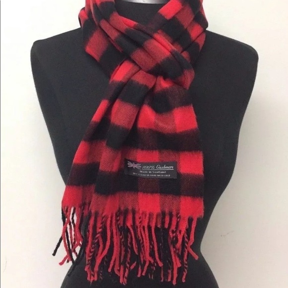 katbmoore Accessories - NWT 100% Cashmere Buffalo Check Scarf